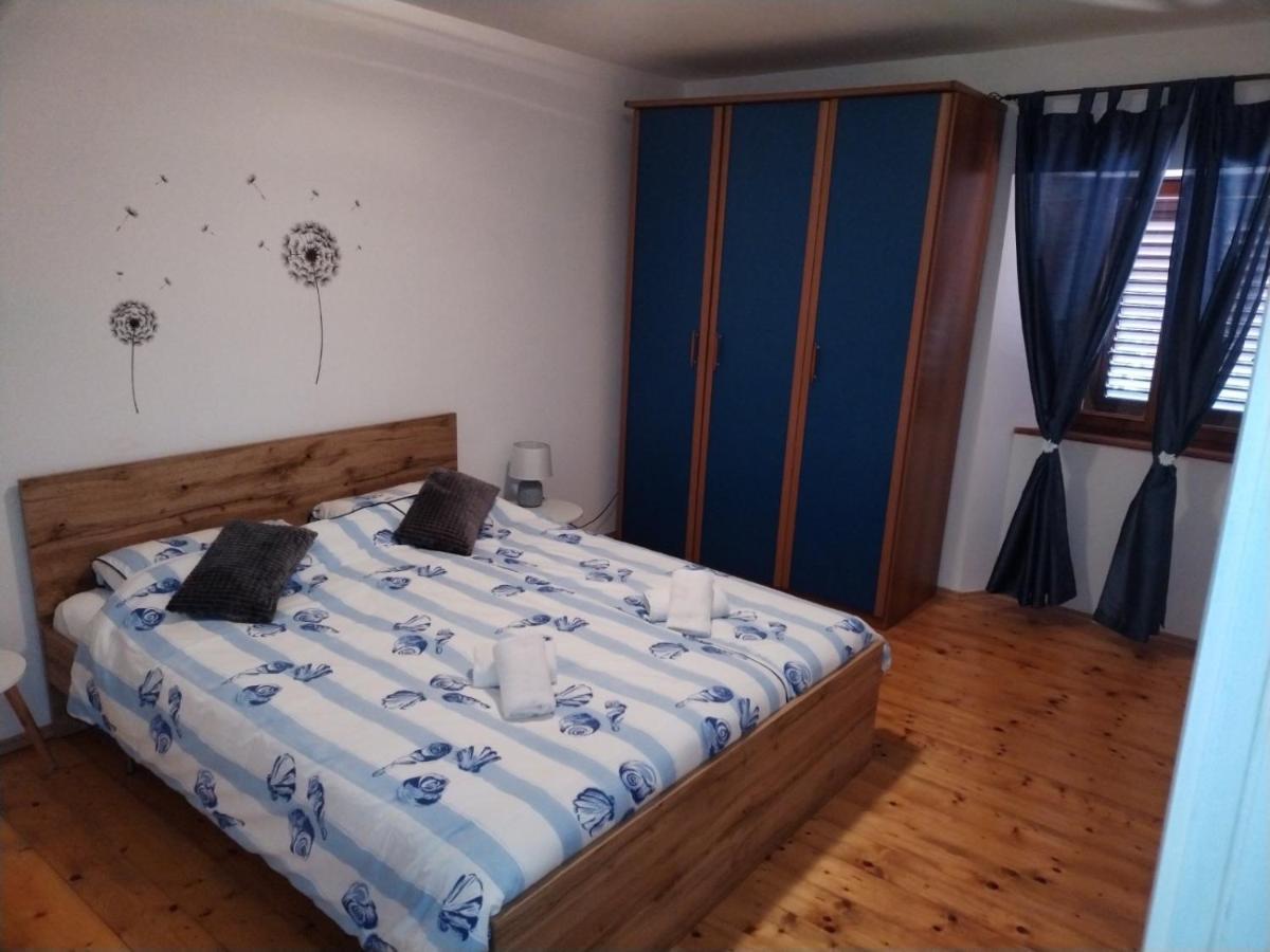Villa Lucky Бртонигла Экстерьер фото